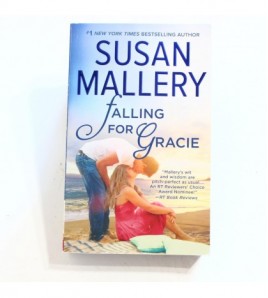 Falling for Gracie: A...